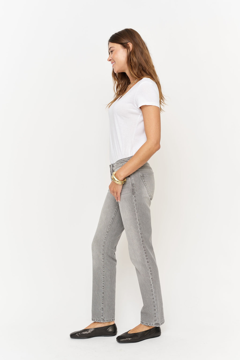 Chester Low Rise Slim Straight Medium Grey Worn