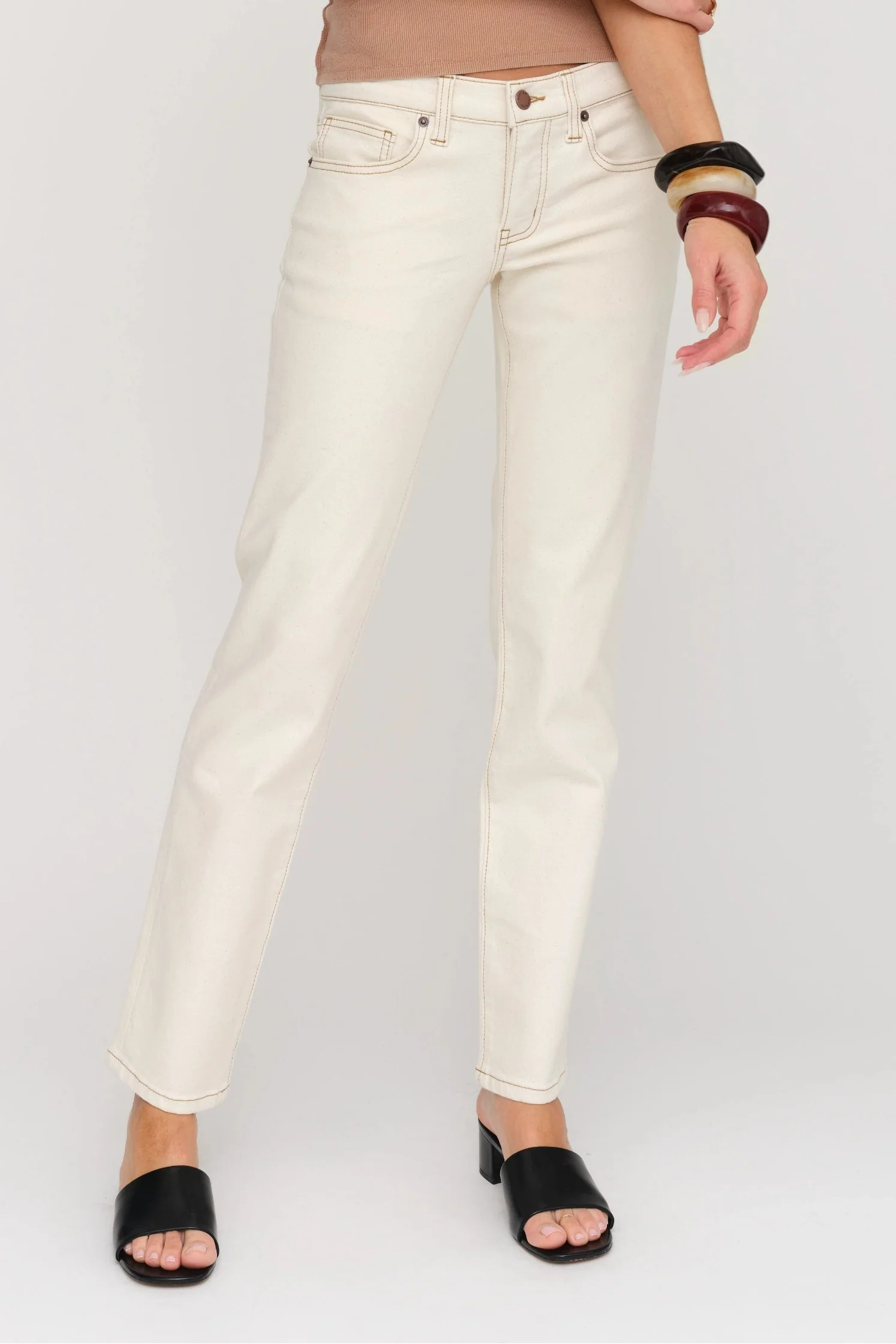 Chester Low Rise Slim Straight Ecru