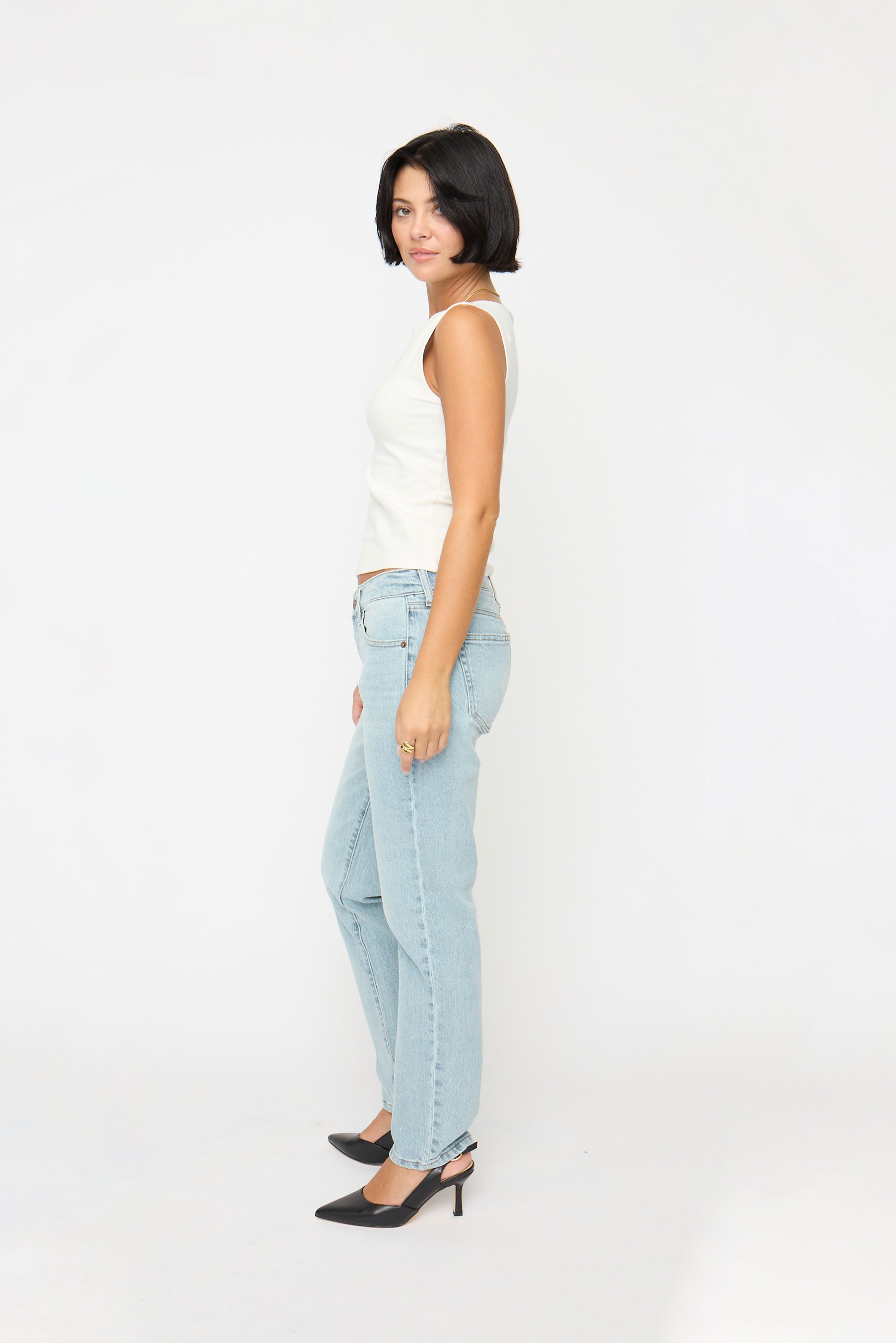 Chester Low Rise Slim Straight Light Indigo Worn