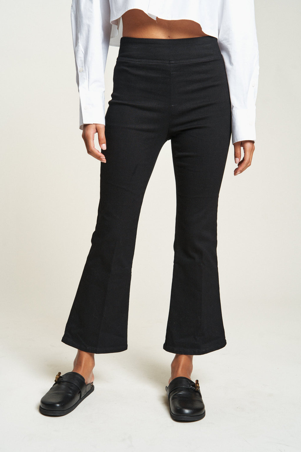 Roxbury High Rise Flare Black