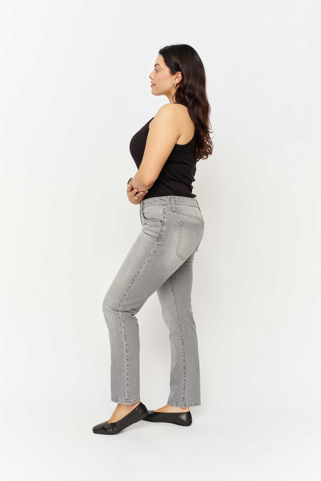 Chester Low Rise Slim Straight Medium Grey Worn
