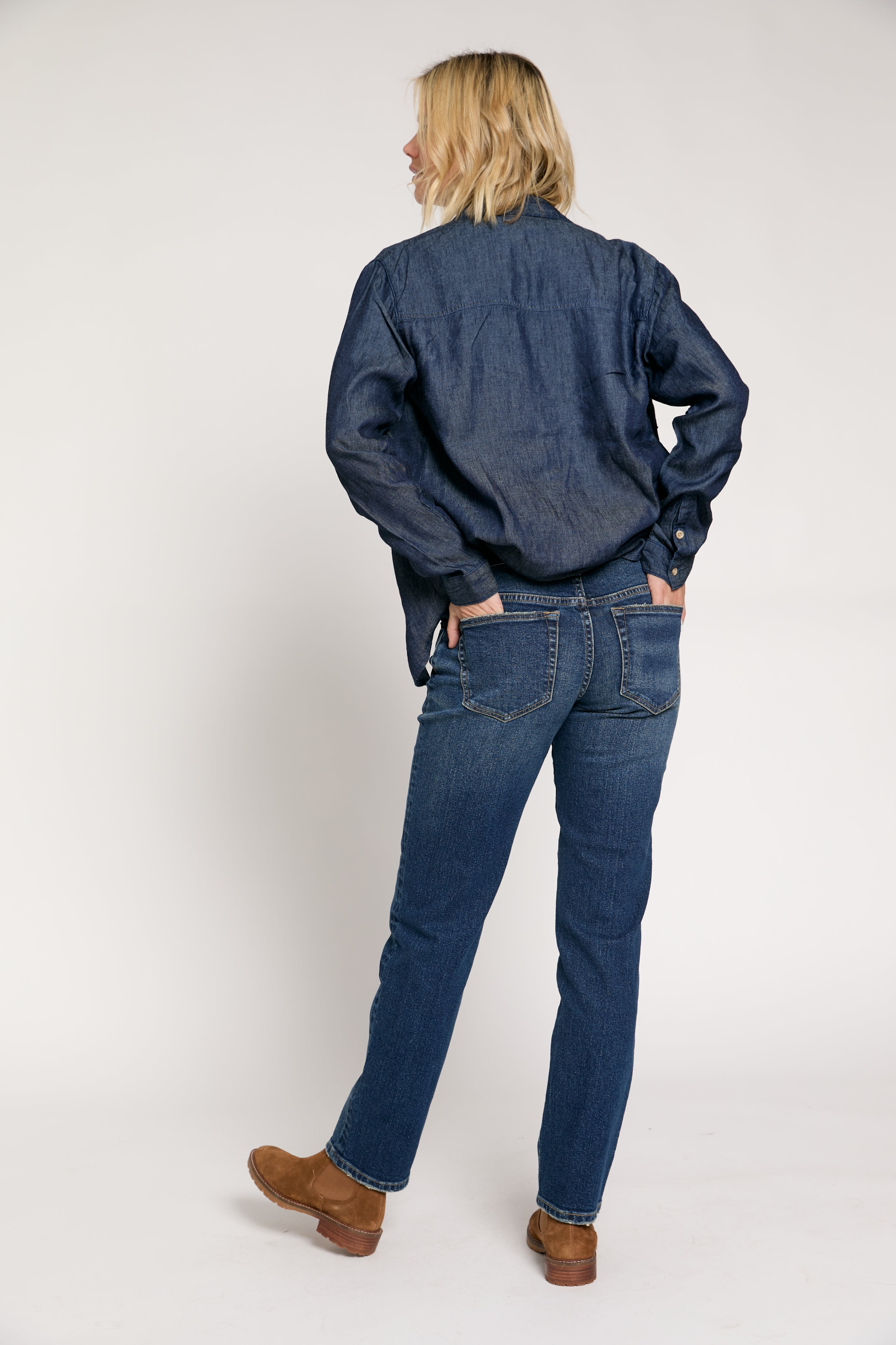 Chester Low Rise Slim Straight Dark Aged Vintage