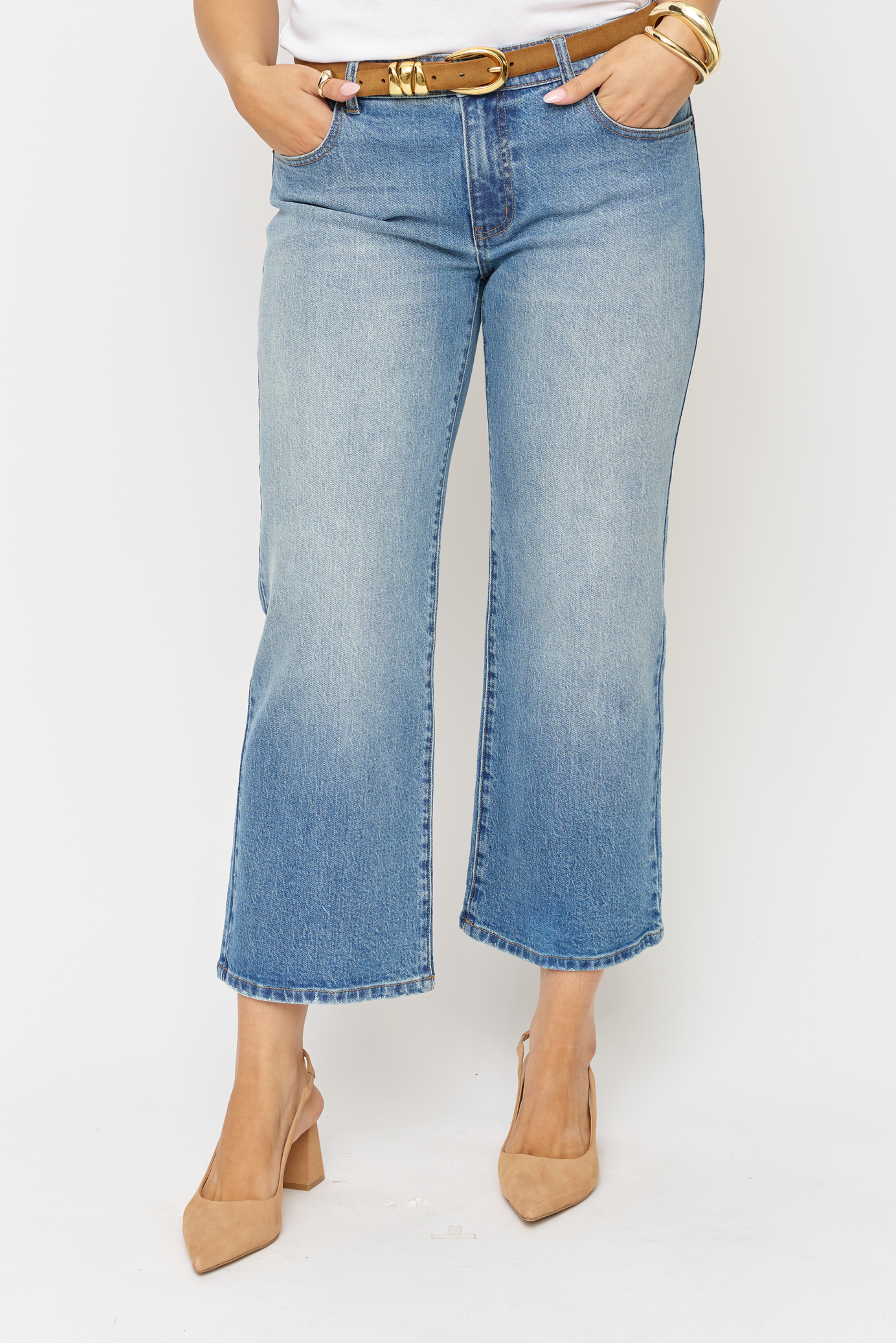 Evelyn Low Rise Wide Leg Crop Classic Worn Indigo