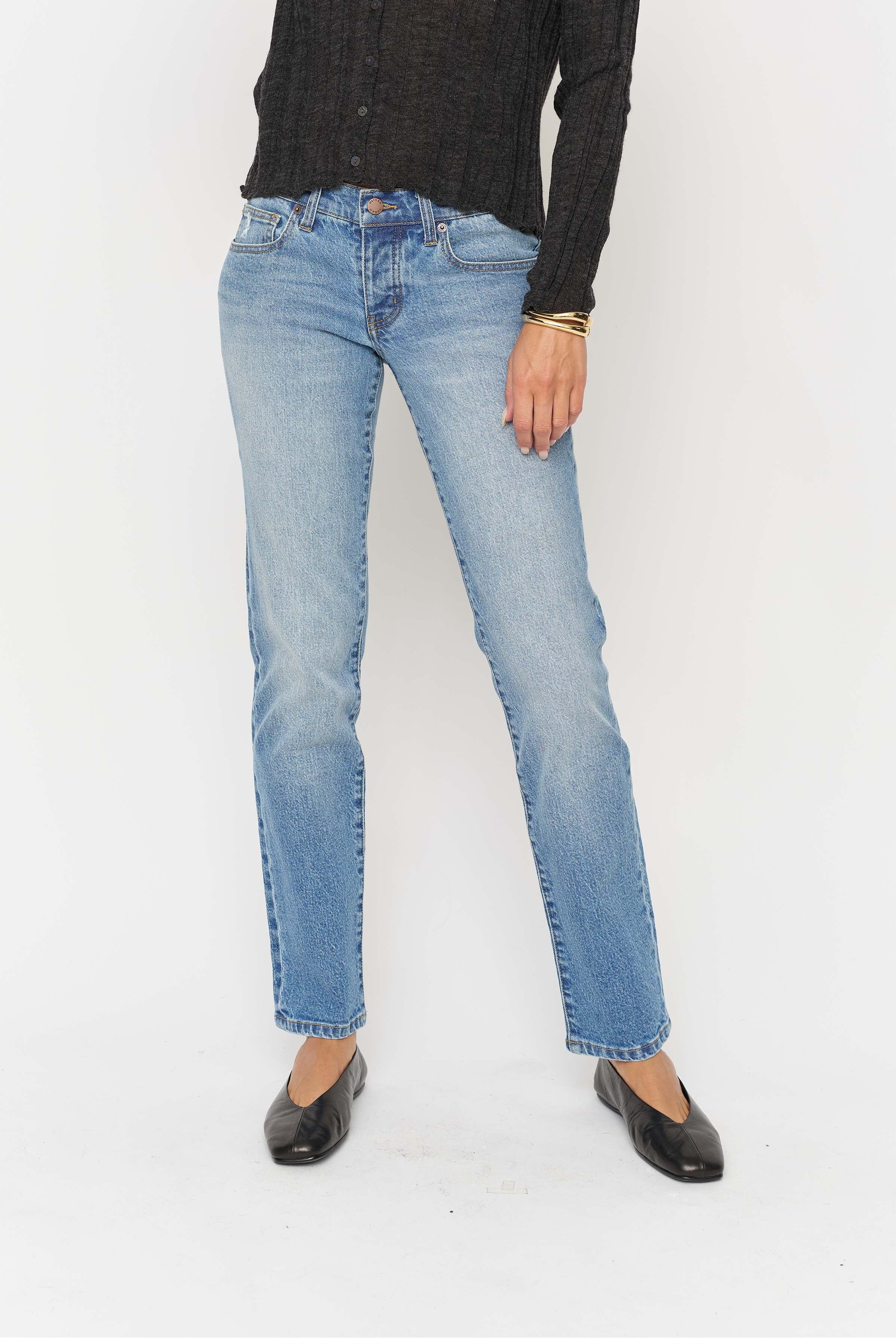 Chester Low Rise Slim Straight Classic Worn Indigo